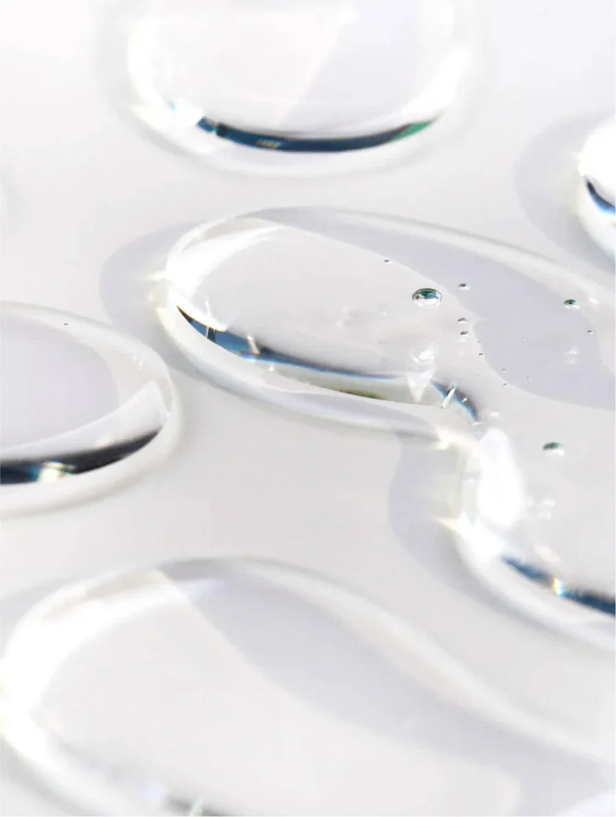 Koffein Booster Serum, Gel Booster Hautpflege, Energy Skincare, Feuchtigkeitspflege mit Koffein, Anti-Müdigkeit Gesichtspflege, Luxus Hautpflege Booster, Caffeine Gel Booster, Energizing face serum, Hydrating skincare booster, Anti-fatigue skin care, Luxury gel serum, Radiance caffeine treatment